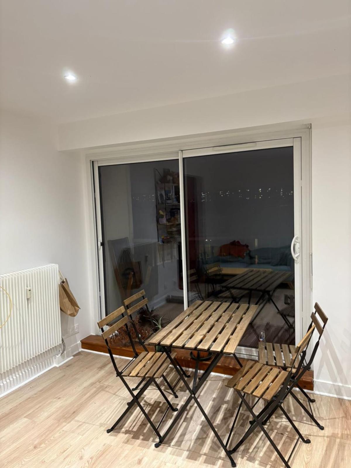 T2 Apartment Near City Center Gentilly Bagian luar foto